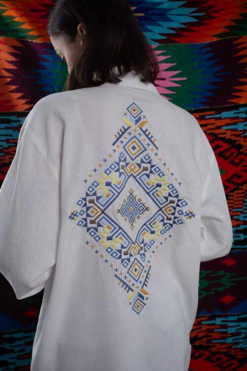 Women’s shirt with embroidery – White